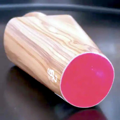 Boselli No. 6 – Olive wood perfume flacon lying on its side, red-sealed fabric glass reservoir visible, Honeysuckle eau de toilette, 30 ml – made in France | LaPeNu