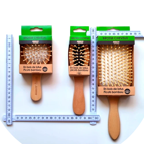 Pneumatic Hairbrush – Lotus Wood & Bamboo Bristles (22cm)